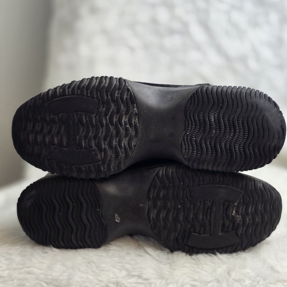 Hogan Interactive Suede Sneakers Stone Details - image 5